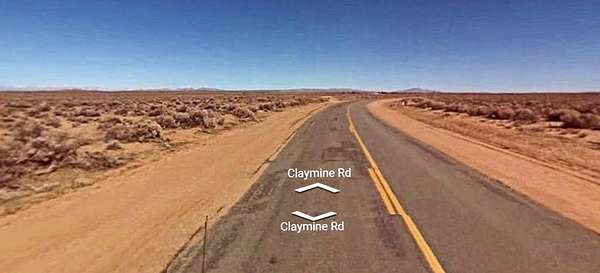 2 Acres of Residential Land for Sale in North Edwards, California