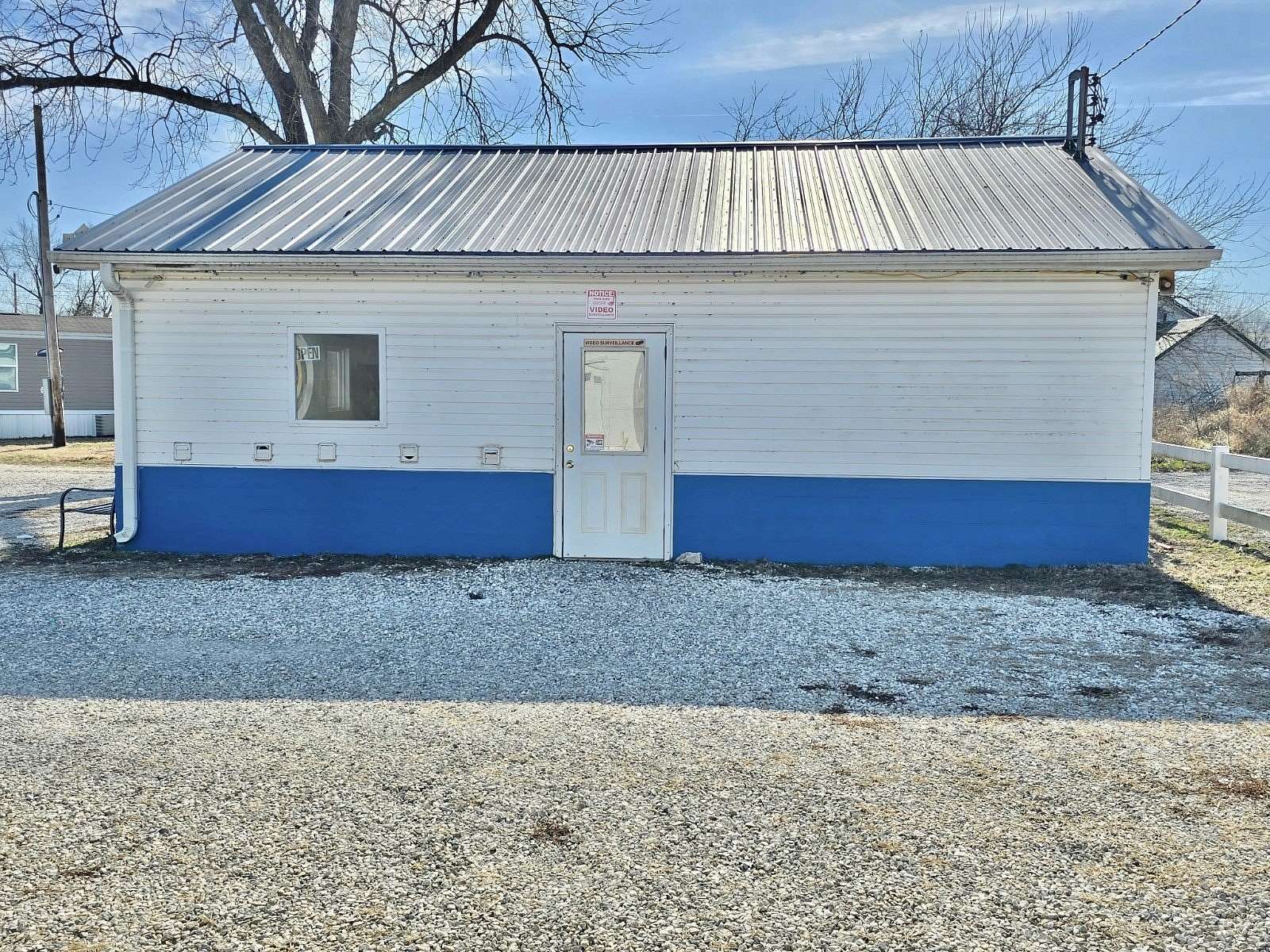 0.17 Acres of Commercial Land for Sale in Clay City, Illinois