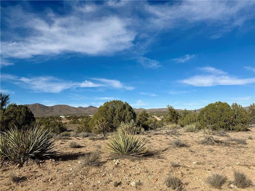 15.1 Acres of Land for Sale in Kingman, Arizona