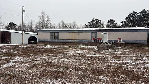 4.83 Acres of Residential Land with Home for Sale in Pulaski, Tennessee