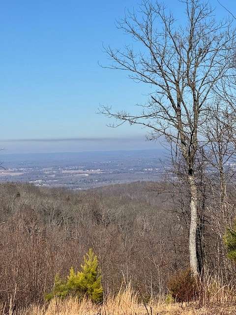 5.72 Acres of Residential Land for Sale in Belvidere, Tennessee