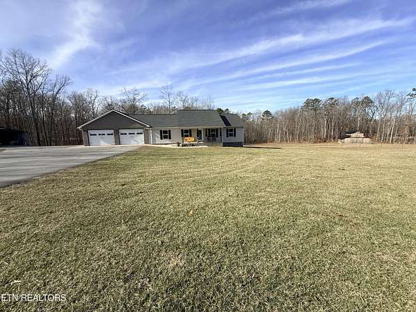 4.2 Acres of Land with Home for Sale in Grimsley, Tennessee