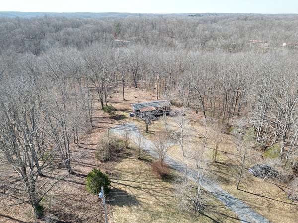 5.16 Acres of Residential Land for Sale in Lyles, Tennessee