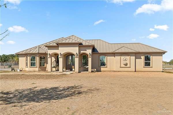 8.34 Acres of Residential Land with Home for Sale in Edinburg, Texas