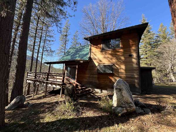 10 Acres of Residential Land with Home for Sale in Fort Jones, California