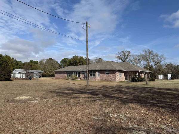 4.5 Acres of Residential Land with Home for Sale in Pensacola, Florida