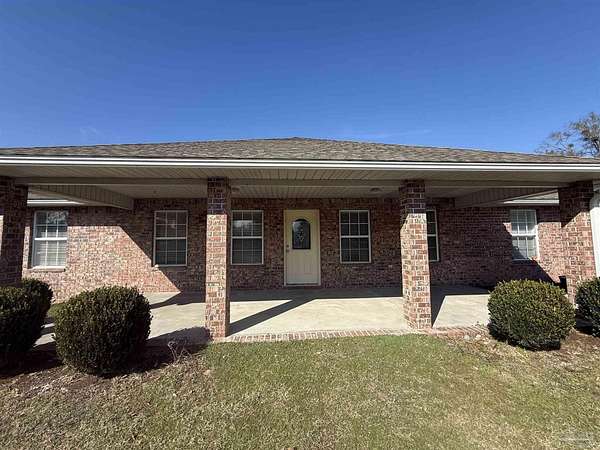 4.5 Acres of Land with Home for Sale in Pensacola, Florida