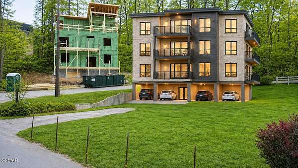 0.1 Acres of Mixed-Use Land for Sale in Gatlinburg, Tennessee