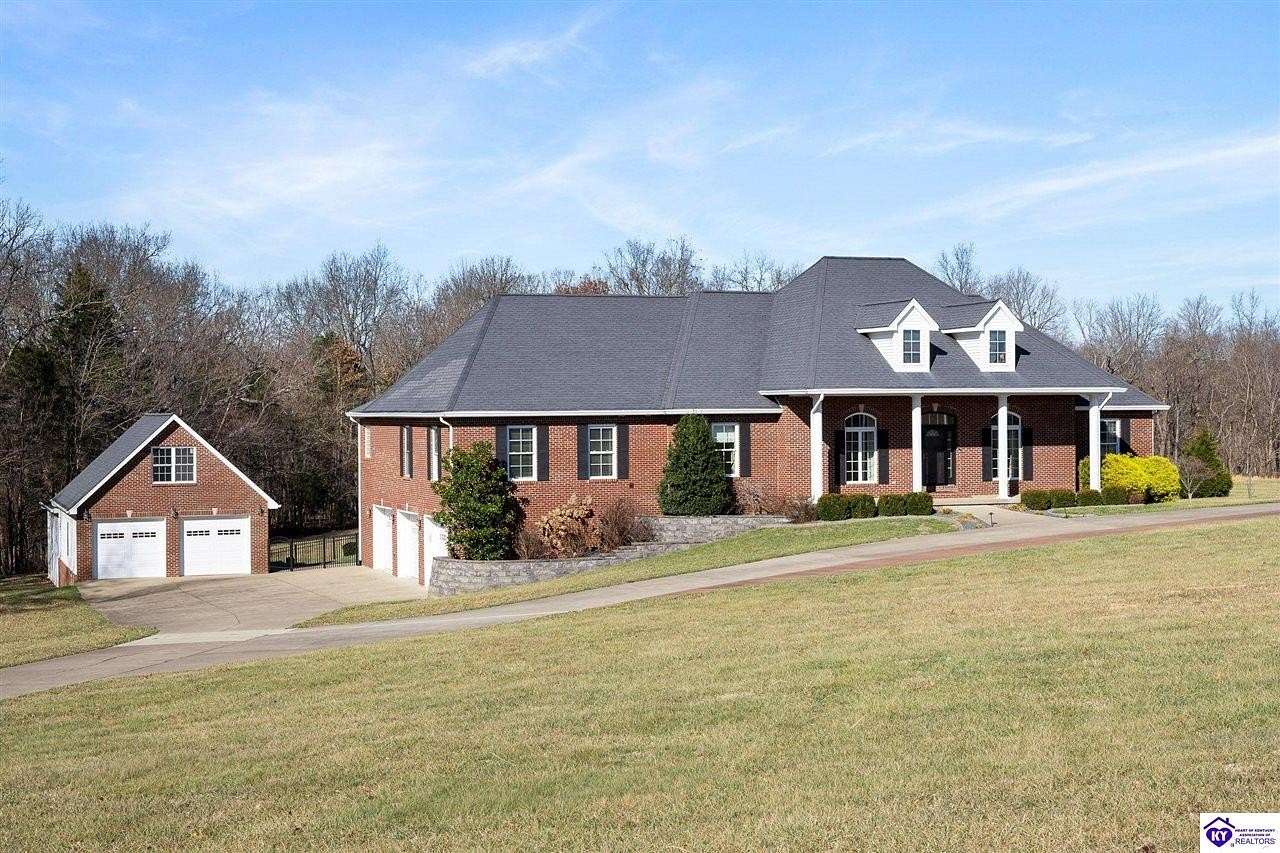 8.66 Acres of Land with Home for Sale in Elizabethtown, Kentucky