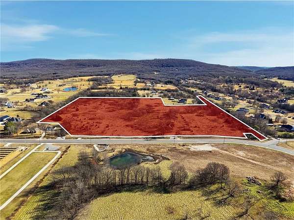 33.5 Acres of Land for Sale in Farmington, Arkansas