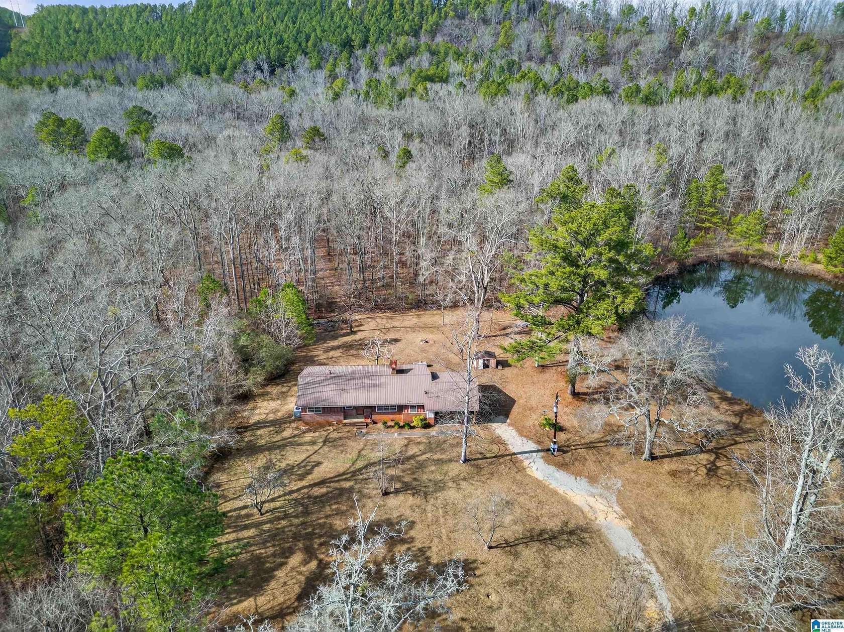 4.62 Acres of Residential Land with Home for Sale in Alexandria, Alabama