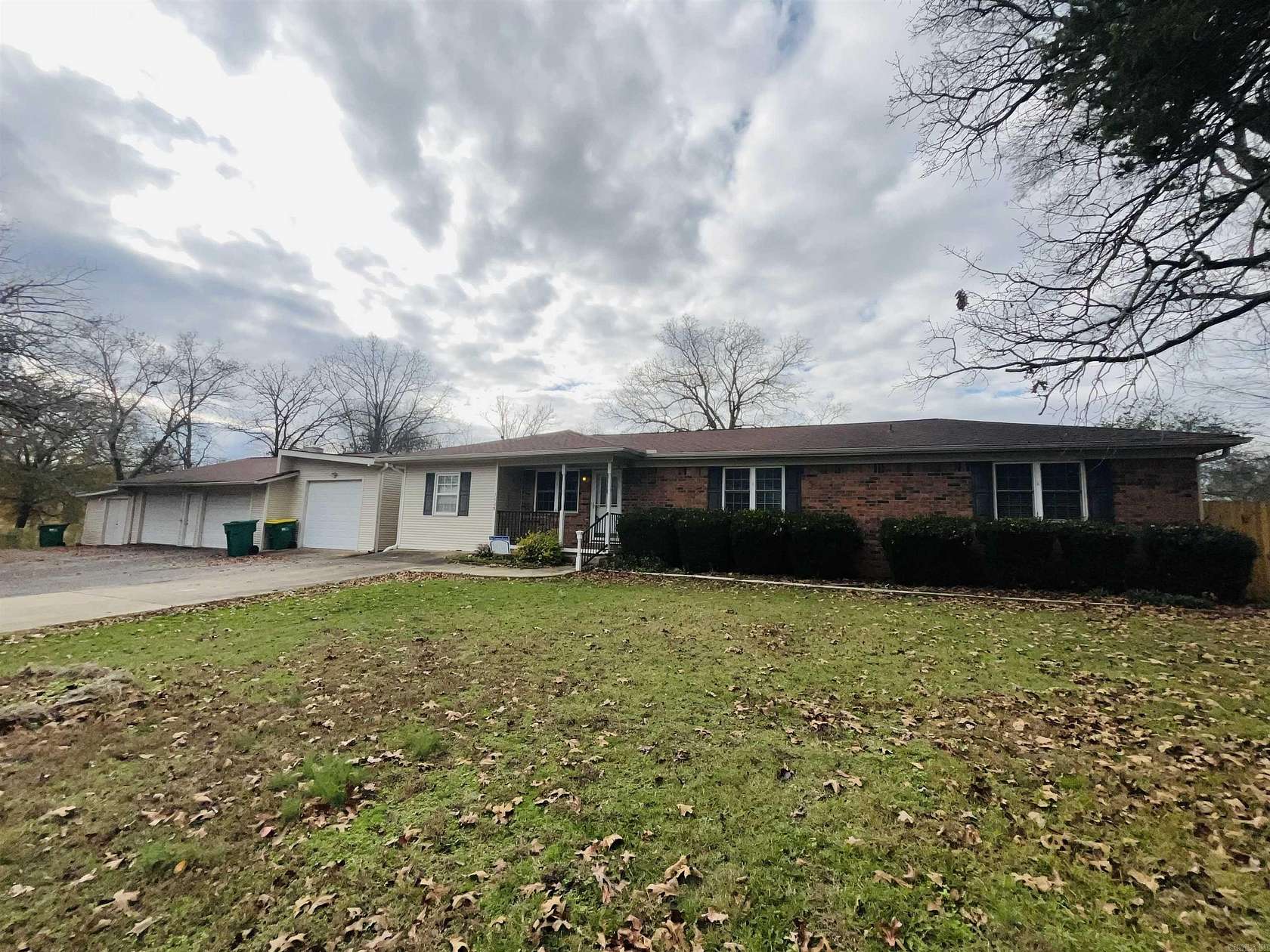 3 Acres of Residential Land with Home for Sale in Little Rock, Arkansas