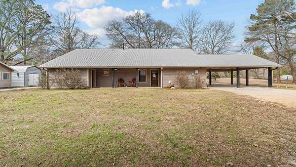 32.6 Acres of Land with Home for Sale in Douglassville, Texas