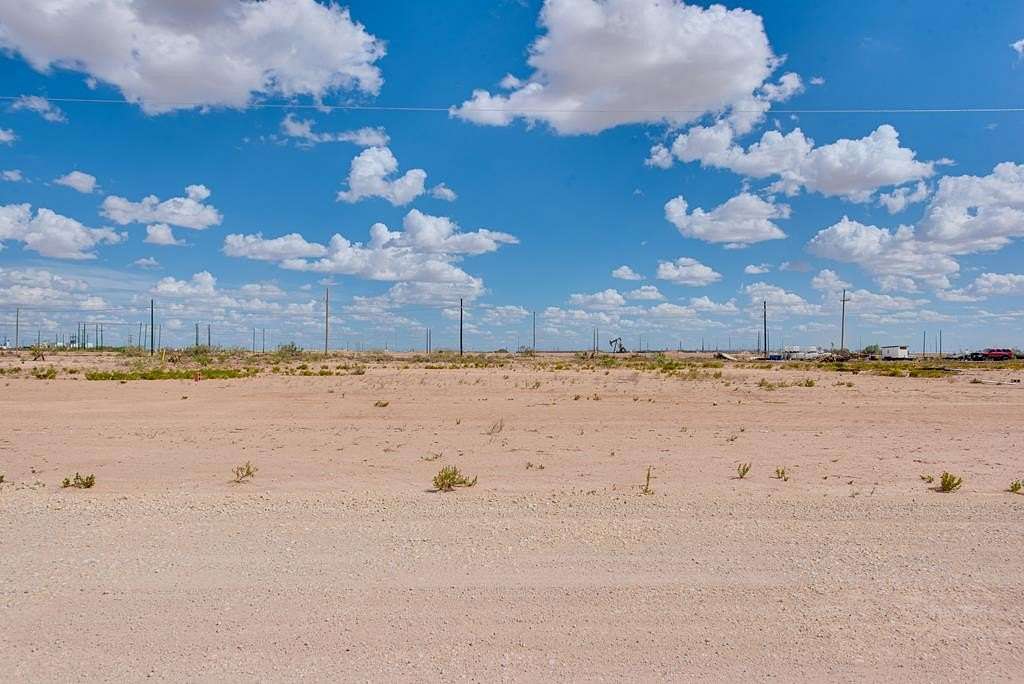 2 Acres of Land for Sale in Midland, Texas