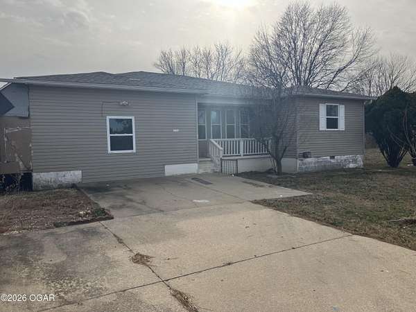 4 Acres of Residential Land with Home for Sale in Neosho, Missouri