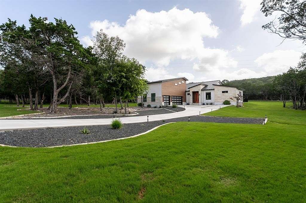 3.59 Acres of Residential Land with Home for Sale in Kerrville, Texas