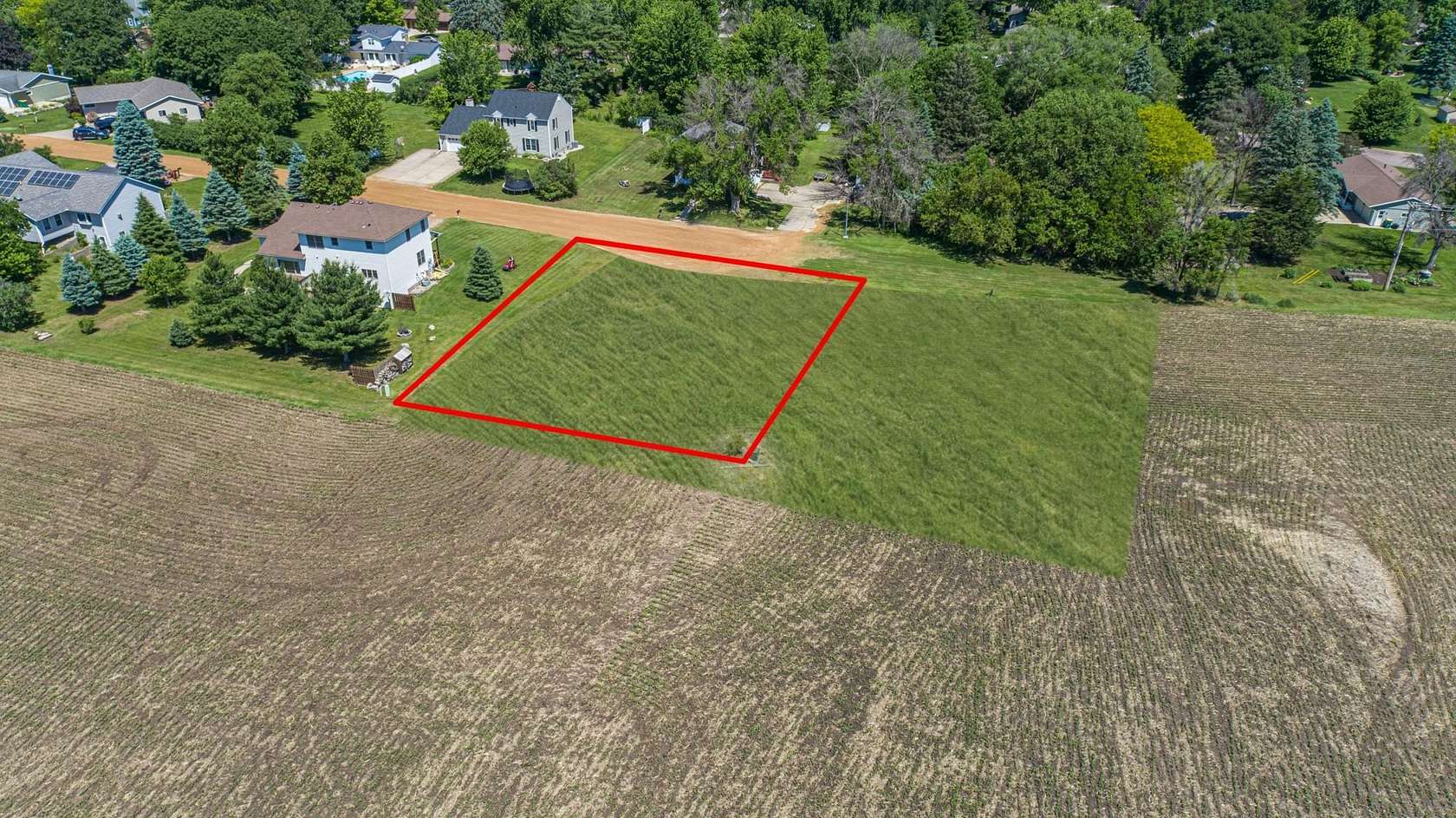 0.35 Acres of Residential Land for Sale in Le Sueur, Minnesota