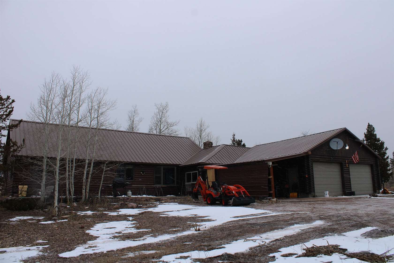 7.12 Acres of Residential Land with Home for Sale in Robertson, Wyoming