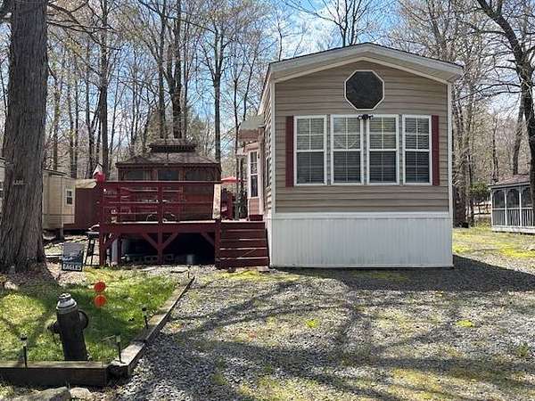 0.12 Acres of Residential Land for Sale in Gouldsboro, Pennsylvania