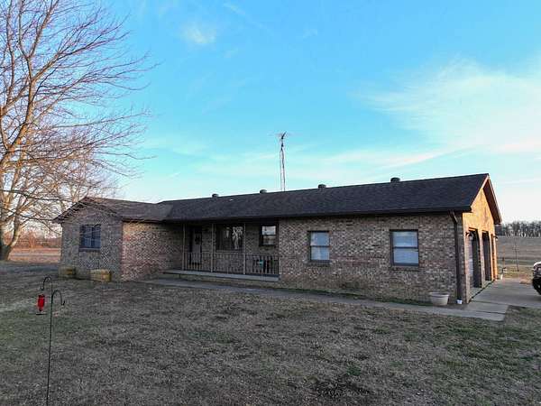 6.44 Acres of Residential Land with Home for Sale in Mount Carmel, Illinois