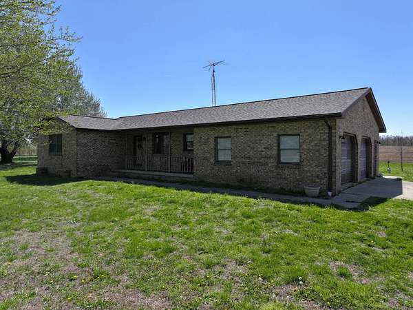 6.44 Acres of Land with Home for Sale in Mount Carmel, Illinois