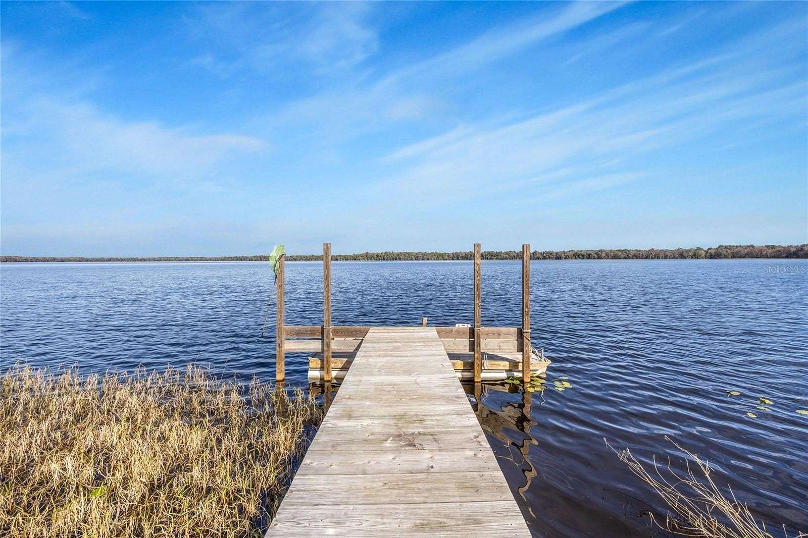 8 Acres of Land with Home for Sale in Waldo, Florida