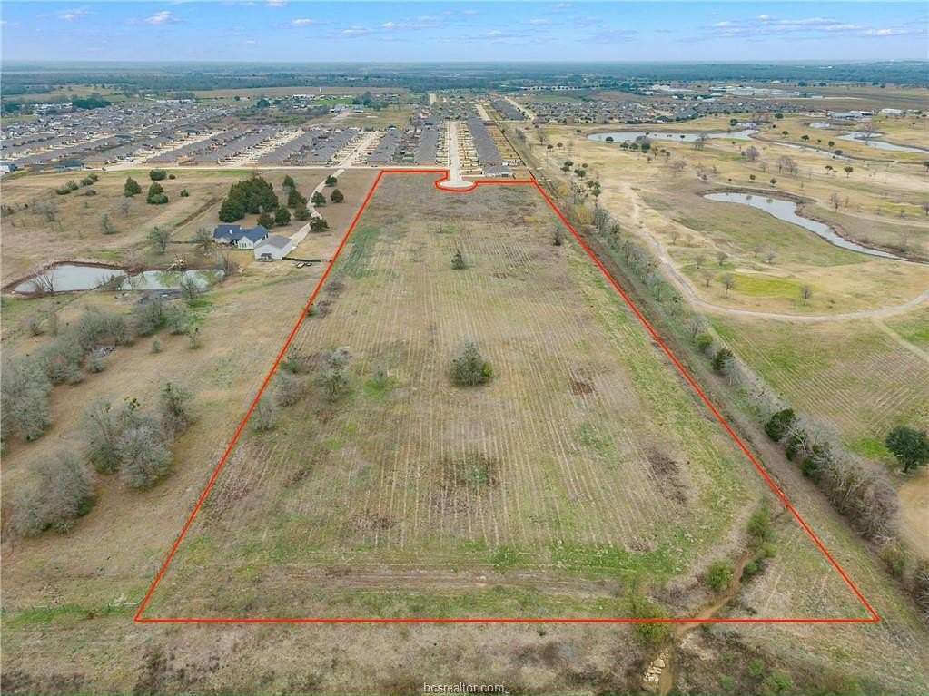 10 Acres of Land for Sale in Navasota, Texas