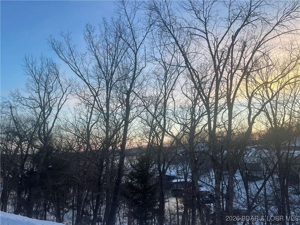 0.3 Acres of Land for Sale in Village of Four Seasons, Missouri