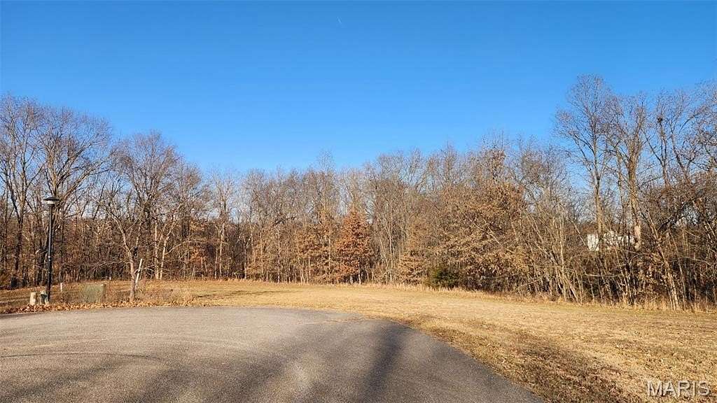 3 Acres of Residential Land for Sale in Hawk Point, Missouri