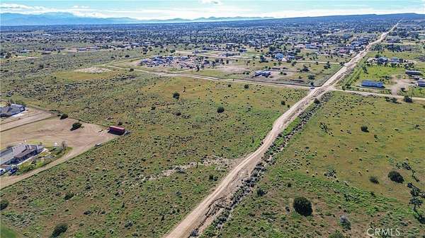 2.5 Acres of Residential Land for Sale in Phelan, California