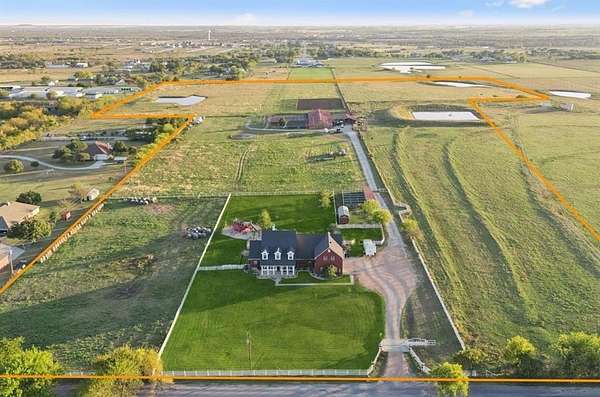 42.7 Acres of Land for Sale in Krum, Texas