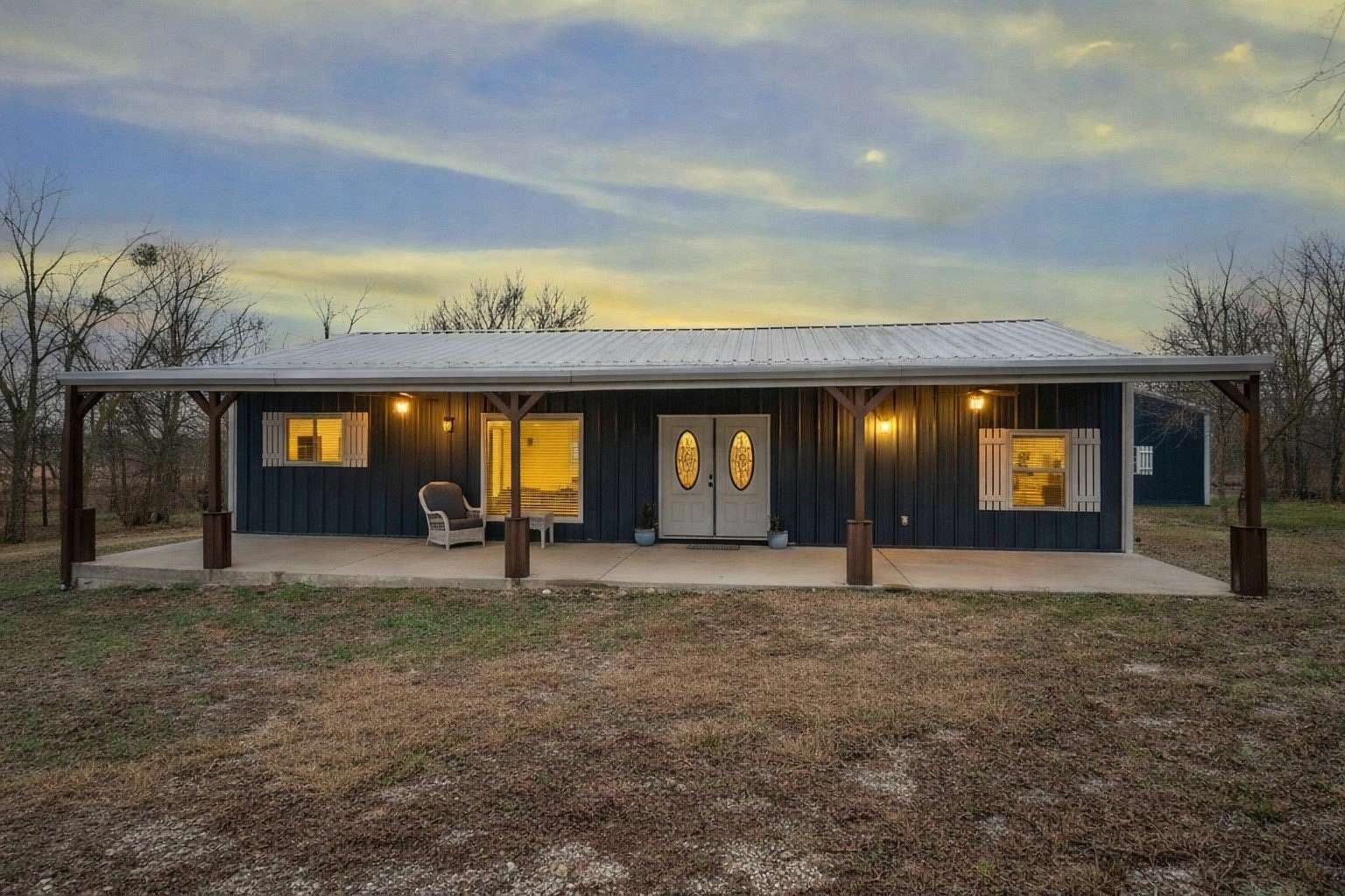6 Acres of Land with Home for Sale in Corsicana, Texas