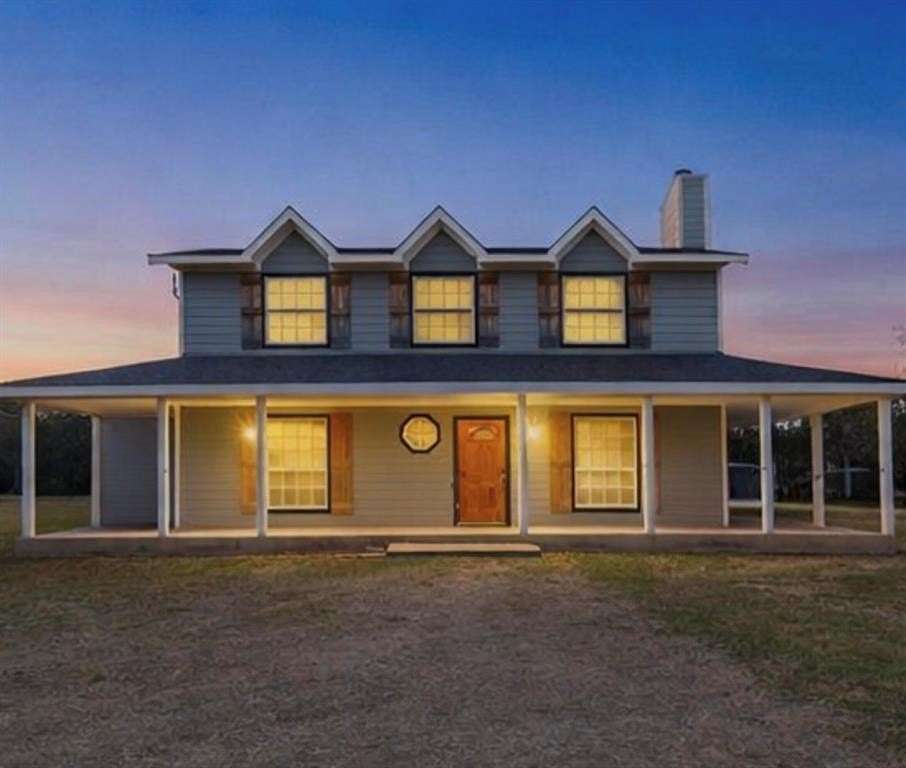 2 Acres of Residential Land with Home for Sale in Granbury, Texas