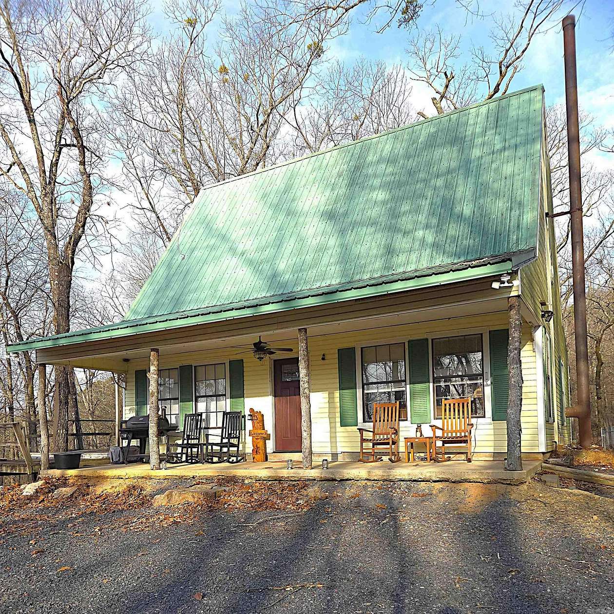 99.5 Acres of Recreational Land with Home for Sale in Mena, Arkansas