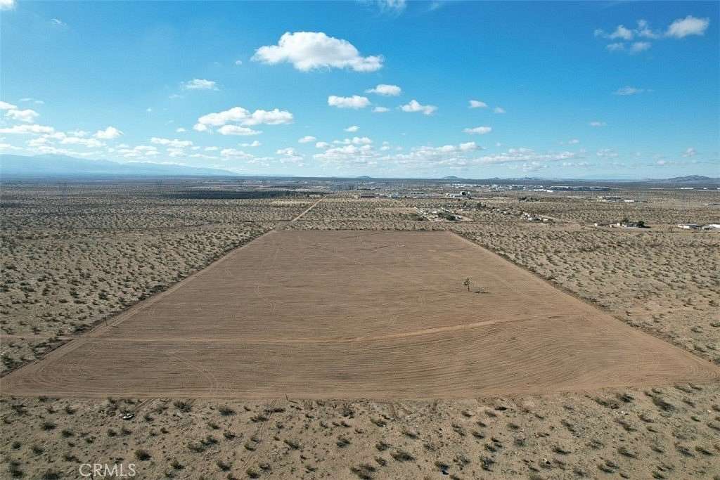 20 Acres of Land for Sale in Adelanto, California