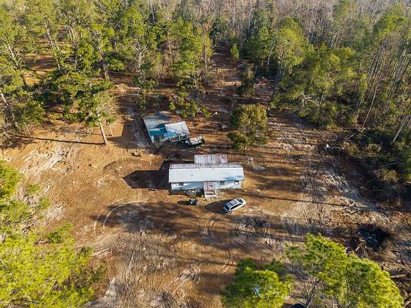 9.44 Acres of Residential Land with Home for Sale in Lakeland, Georgia