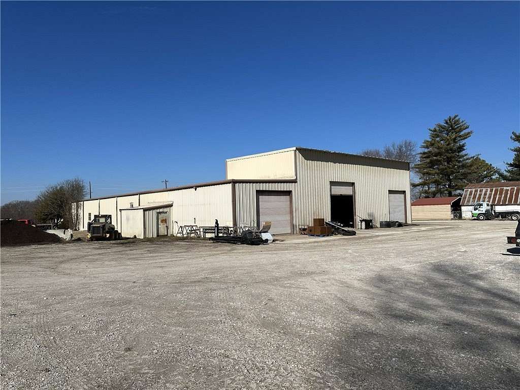 4.74 Acres of Improved Mixed-Use Land for Sale in Rogers, Arkansas