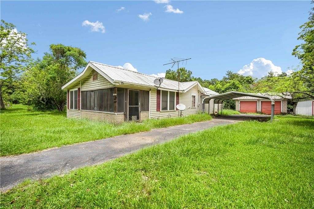 1.6 Acres of Land with Home for Sale in Mobile, Alabama