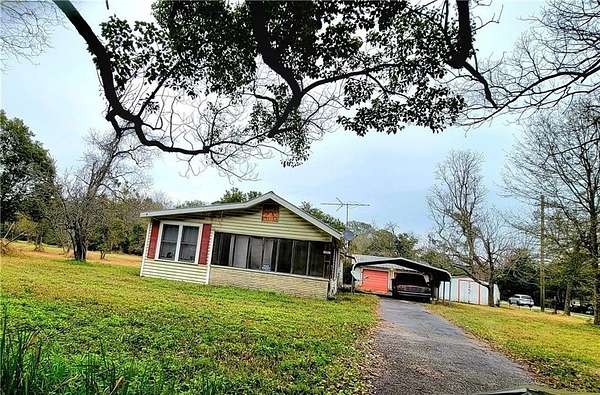 1.6 Acres of Residential Land with Home for Sale in Mobile, Alabama