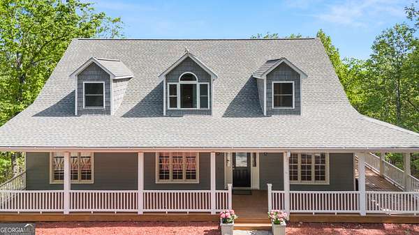 6 Acres of Residential Land with Home for Sale in Cleveland, Georgia