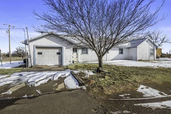 1.8 Acres of Residential Land with Home for Sale in Wheeler, Texas