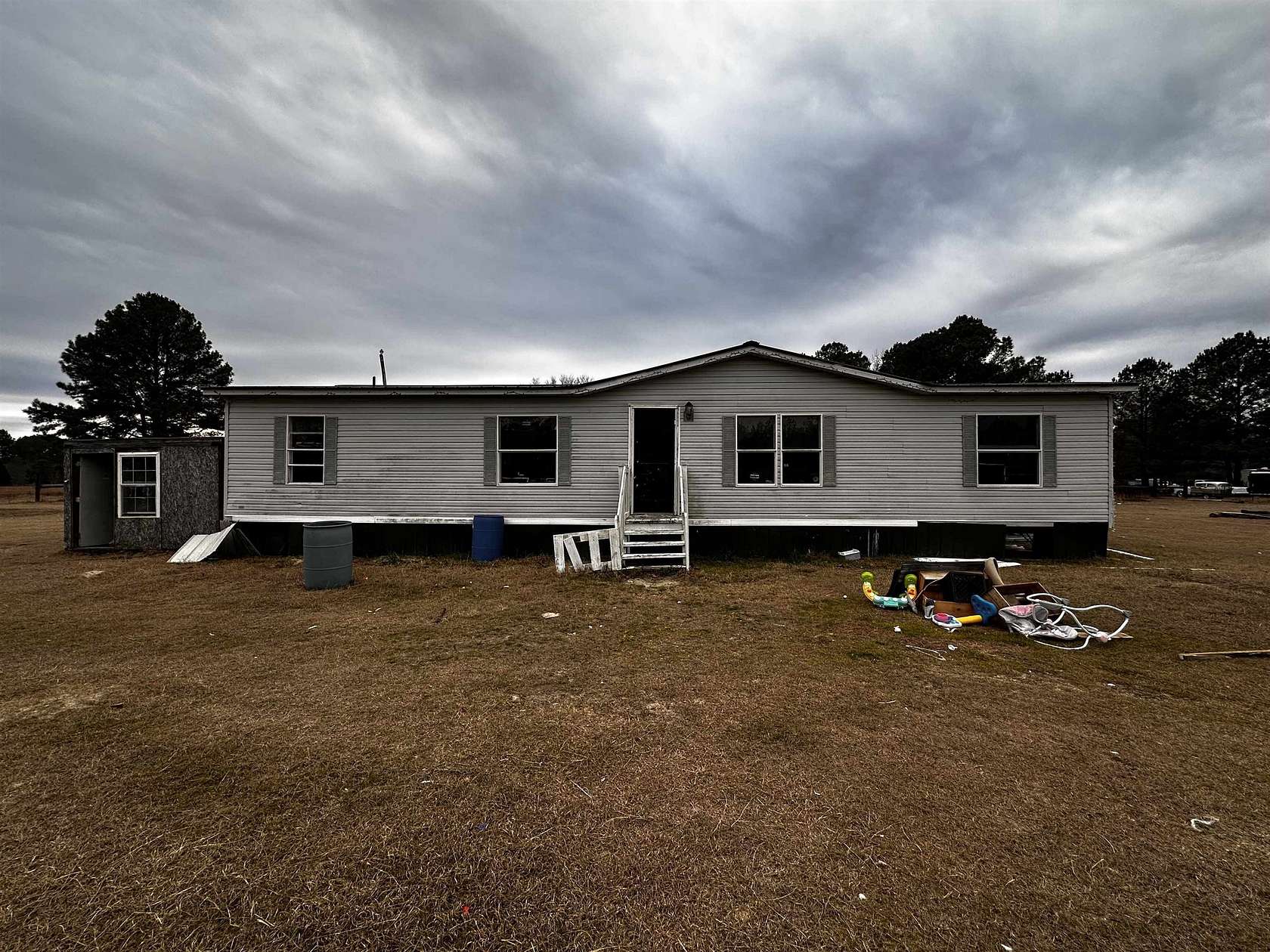 1.5 Acres of Residential Land with Home for Sale in Latta, South Carolina