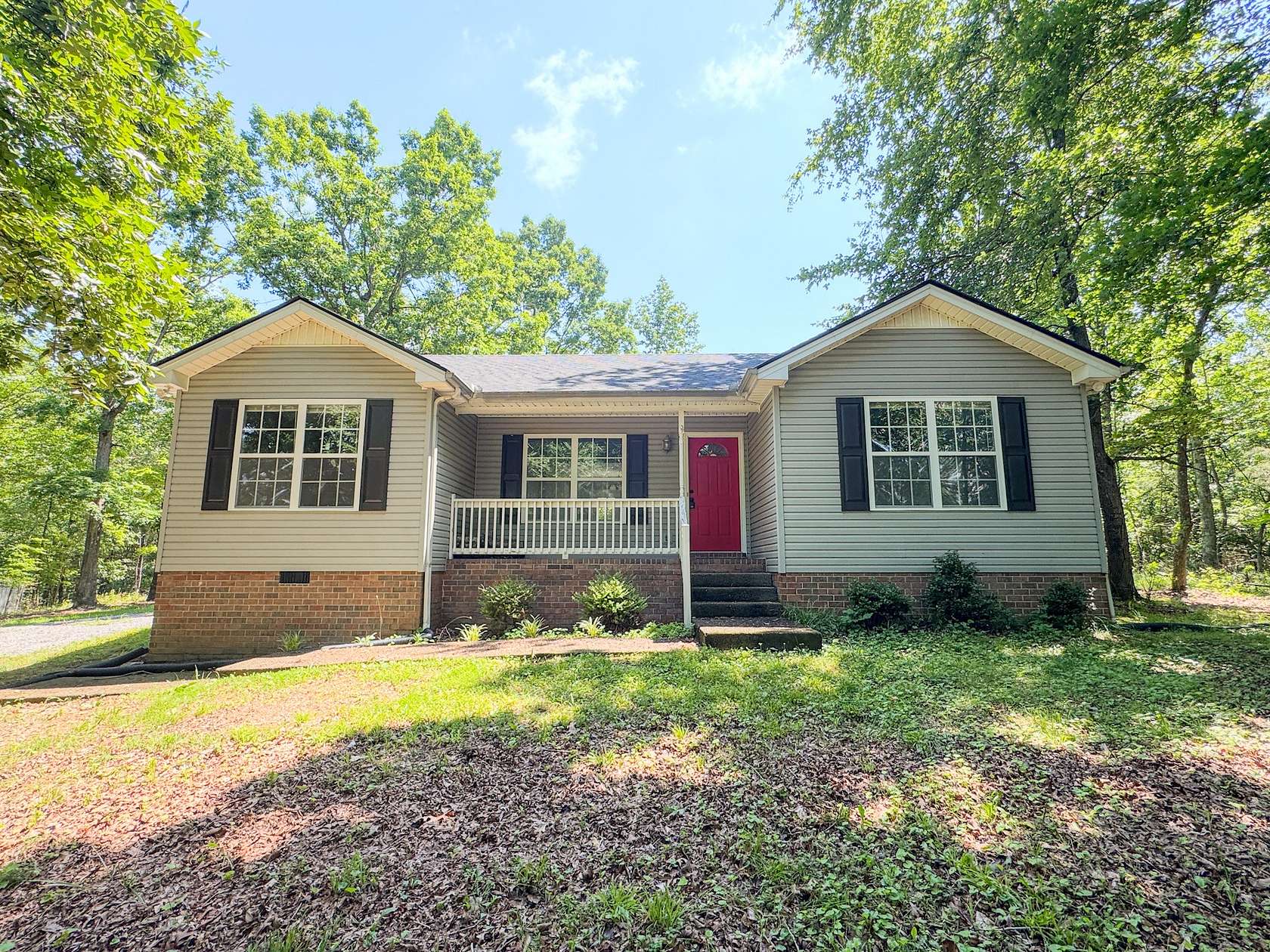 5 Acres of Land with Home for Sale in Portland, Tennessee