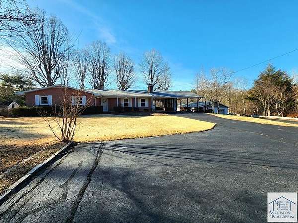 6 Acres of Residential Land with Home for Sale in Patrick Springs, Virginia