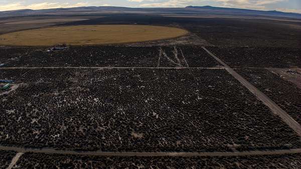 2.42 Acres of Residential Land for Sale in Christmas Valley, Oregon