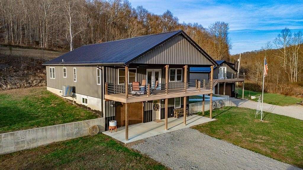 125 Acres of Recreational Land with Home for Sale in Waverly, Ohio