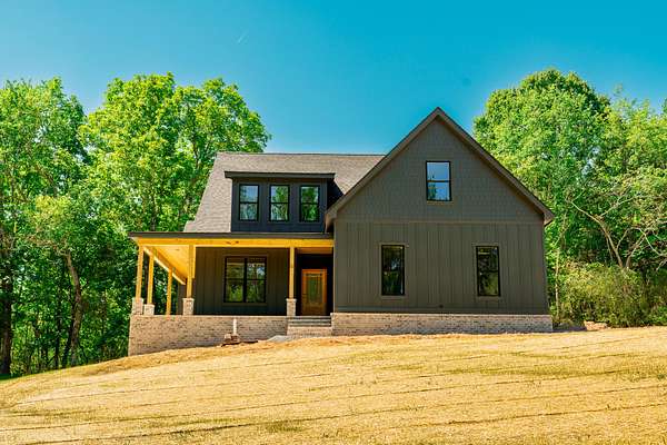 4 Acres of Land with Home for Sale in Harrison, Tennessee