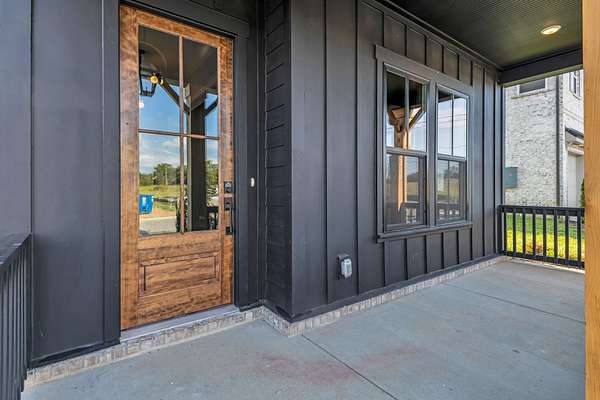 27 Acres of Land with Home for Sale in Thompson's Station, Tennessee