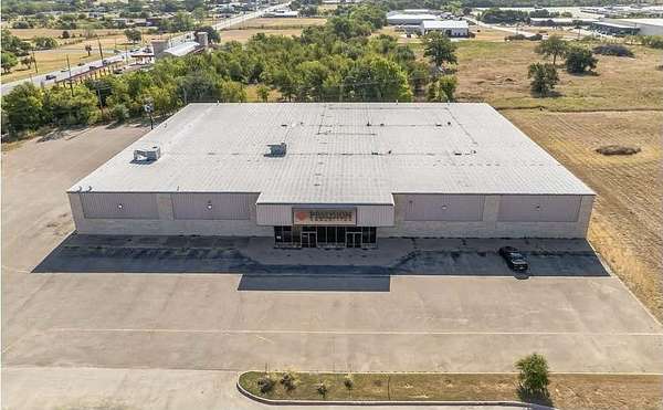 5.6 Acres of Commercial Land for Sale in Mineral Wells, Texas
