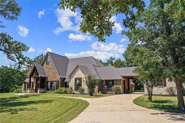 11 Acres of Recreational Land with Home for Sale in Iola, Texas